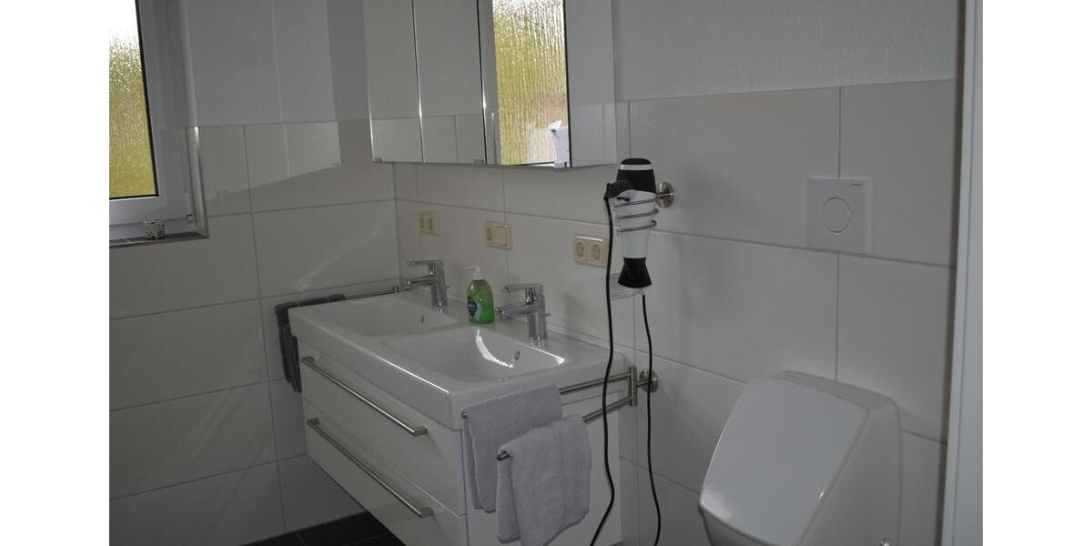 Wohnen auf Zeit Tarmstedt - 3 Zimmer, 93 m&sup2;, 55&euro; | Angebot:20049937