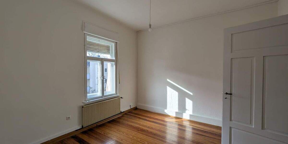 Eleganter Altbau-traum in zentraler Lage 4 zimmer