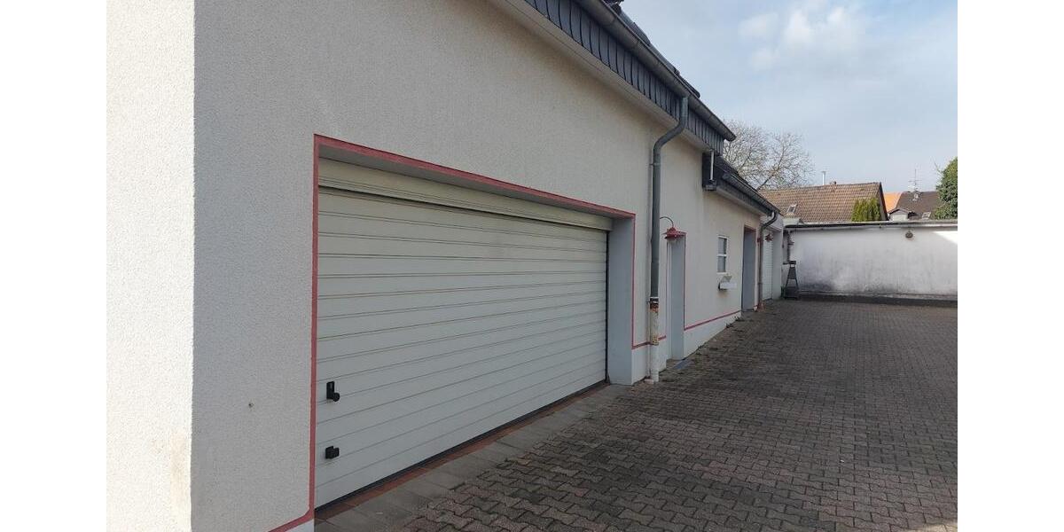 Einfamilienhaus Leverkusen Bergisch Neukirchen - 5 Zimmer, 180 m&sup2;, 1.800&euro; | Angebot:26533422