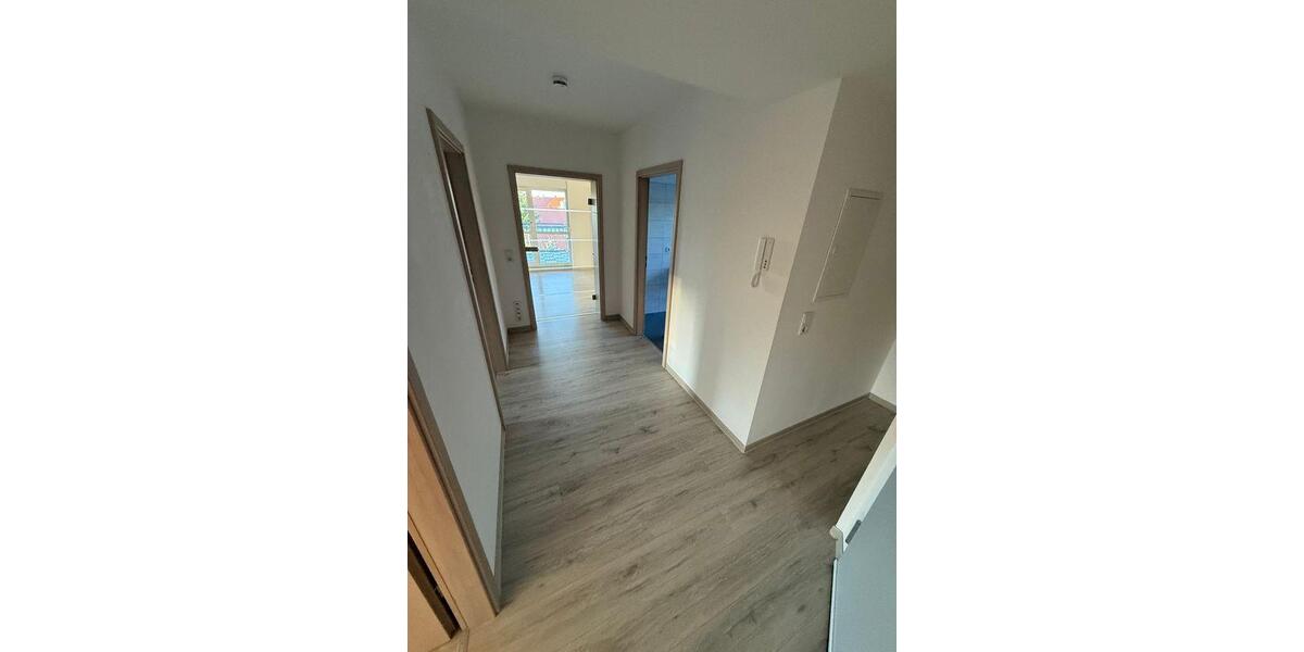 Dachgeschoßwohnung Tonna - 3 Zimmer, 74 m&sup2;, 888&euro; | Angebot:26644749