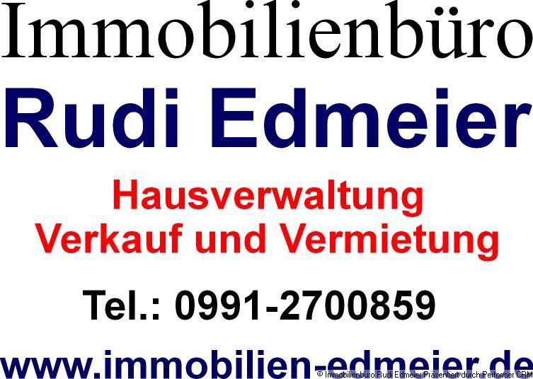 Helle 2 Zimmer Wohnung mit Balkon Hochpaterre