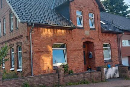 Haus Auetal - 6 Zimmer, 200 m&sup2;, 1.600&euro; | Angebot:25236579