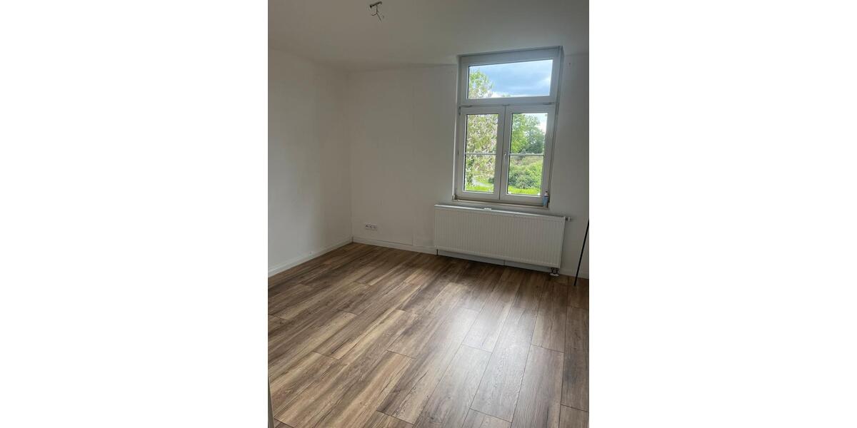 Etagenwohnung Wassenberg - 4 Zimmer, 150 m&sup2;, 1.500&euro; | Angebot:26652924