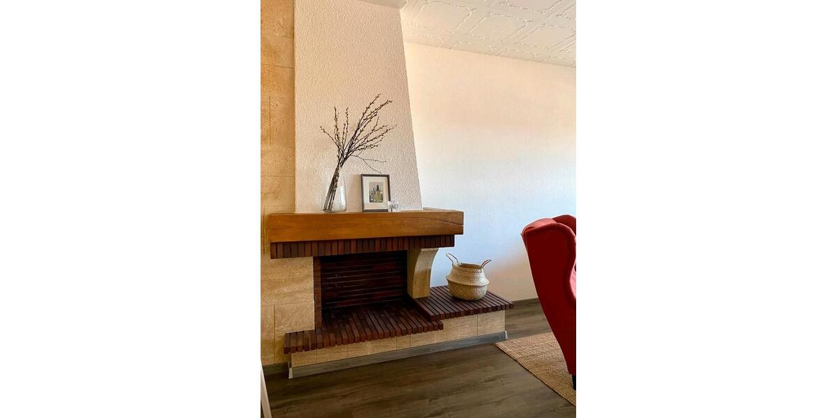 Etagenwohnung Burgoberbach - 4 Zimmer, 104 m&sup2;, 1.500&euro; | Angebot:26445858