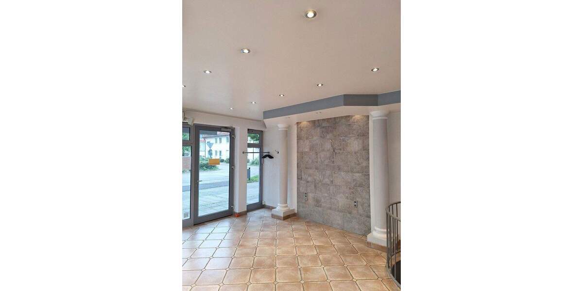 Ladengeschäft Haar in guter Lage zu vermieten zimmer