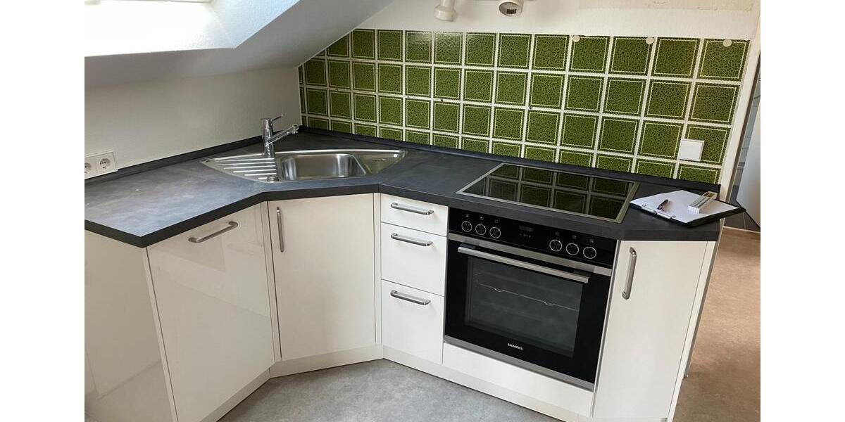 Dachgeschoßwohnung Ochsenfurt - 2.5 Zimmer, 75 m&sup2;, 700&euro; | Angebot:25756846