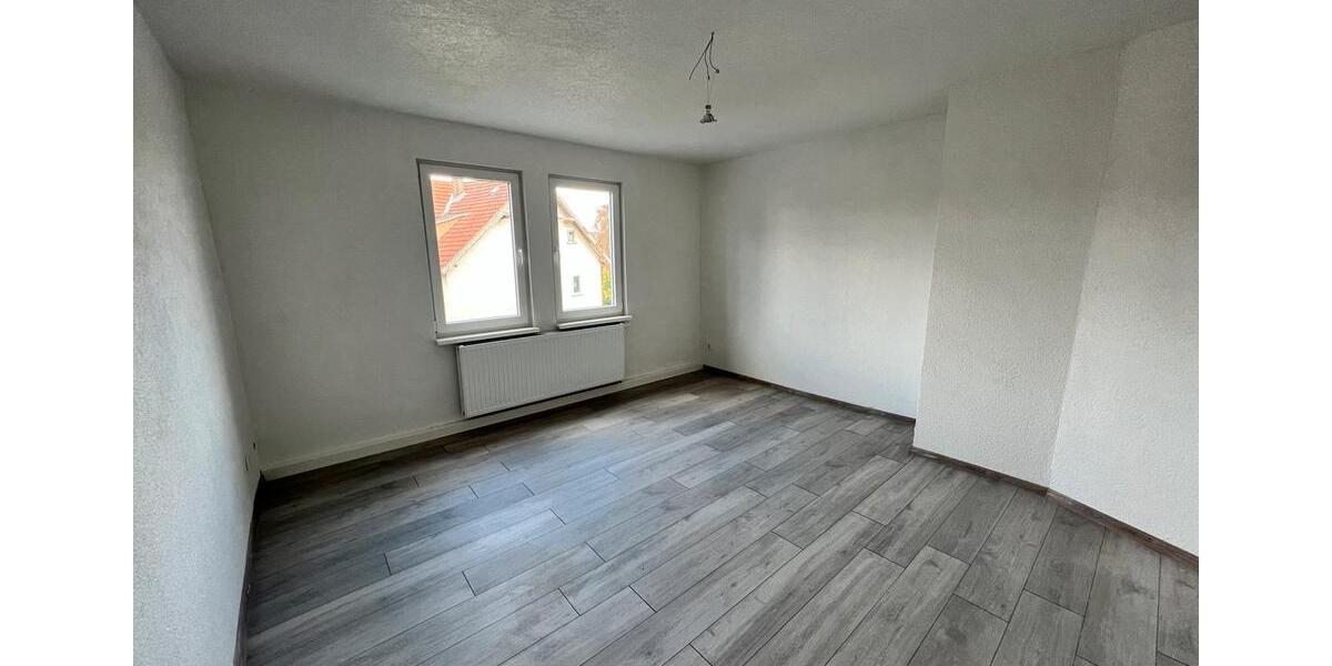 Etagenwohnung Bebra - 4 Zimmer, 80 m&sup2;, 650&euro; | Angebot:26503026