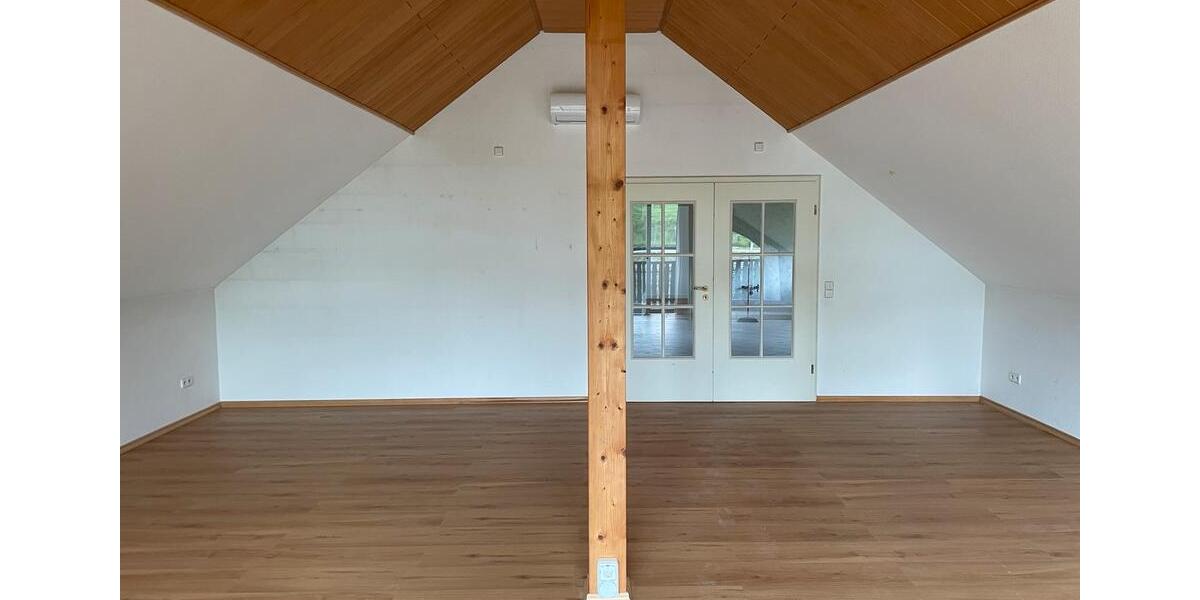 Dachgeschoßwohnung Borgentreich - 2 Zimmer, 98 m&sup2;, 465&euro; | Angebot:25791793