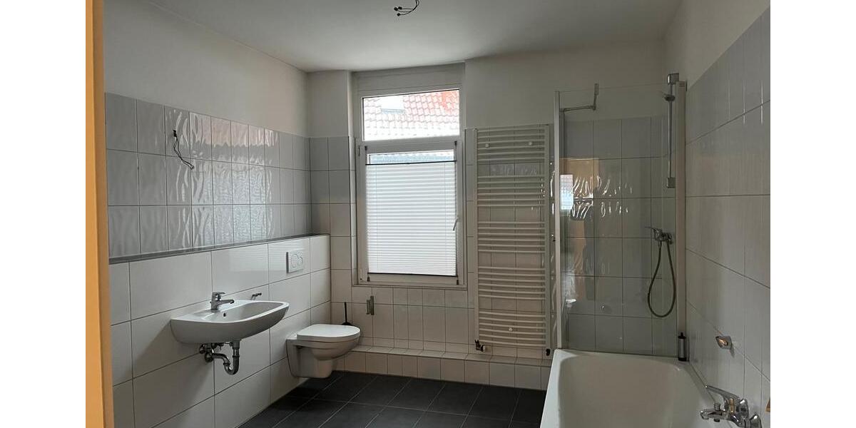 Etagenwohnung Hannover Linden-Limmer - 3 Zimmer, 87 m&sup2;, 1.530&euro; | Angebot:24854499