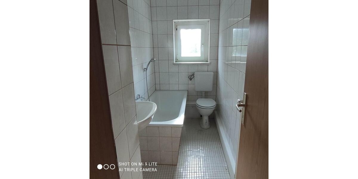 Etagenwohnung Mücheln (Geiseltal) - 3 Zimmer, 56 m&sup2;, 320&euro; | Angebot:26237891