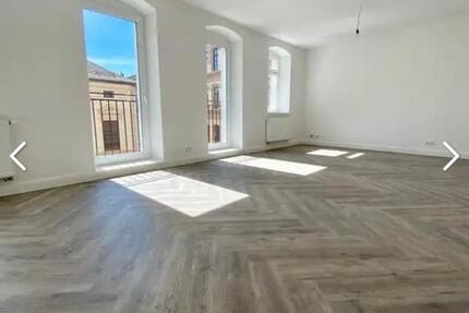 Wohnung Magdeburg - 5 Zimmer, 122 m&sup2;, 1.574&euro; | Angebot:26416354