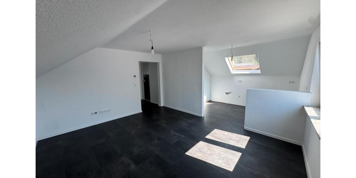Dachgeschoßwohnung Oberrot - 3 Zimmer, 65 m&sup2;, 750&euro; | Angebot:26214522