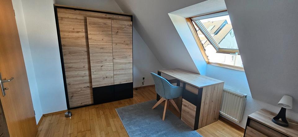 Wohnen auf Zeit Maintal - 5 Zimmer, 125 m&sup2;, 426&euro; | Angebot:26610652