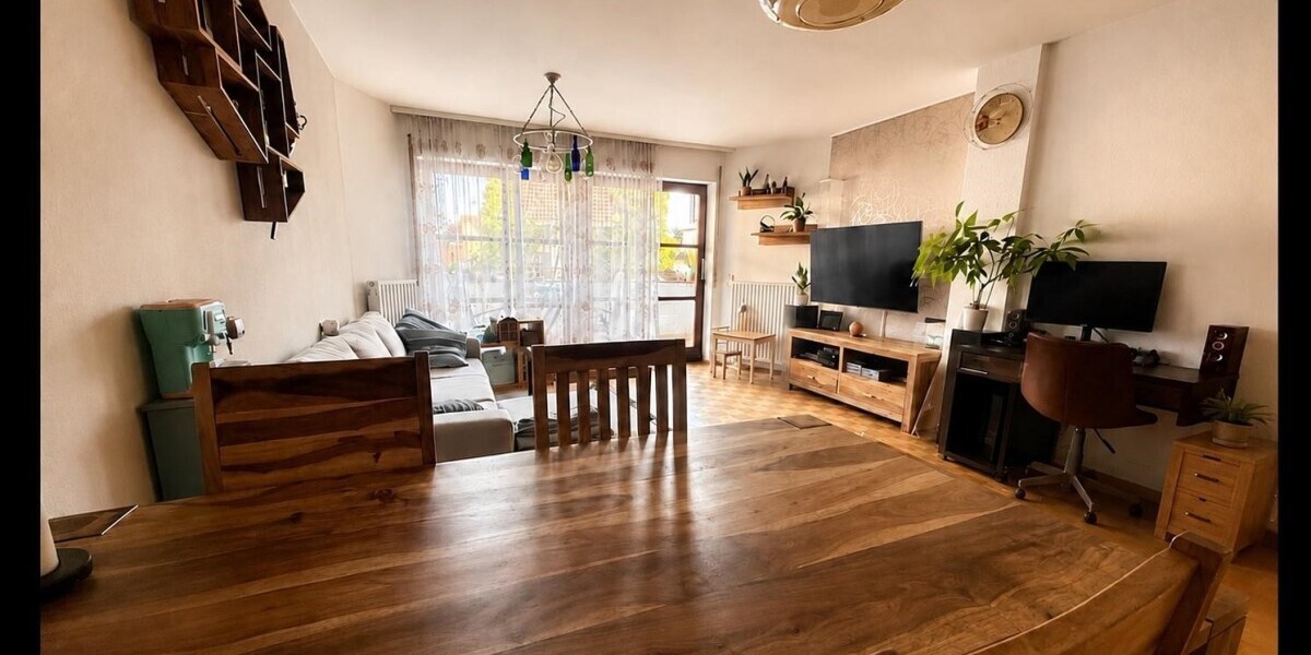 gut geschnittene 3 Zimmer Wohnung in schöner Lage von Bad Soden Neuenhain - Etagenwohnung Bad Soden | Angebot:27071475