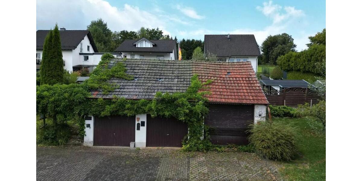 Doppelhaushälfte Wiehl - 4 Zimmer, 155 m&sup2;, 1.200&euro; | Angebot:26617956