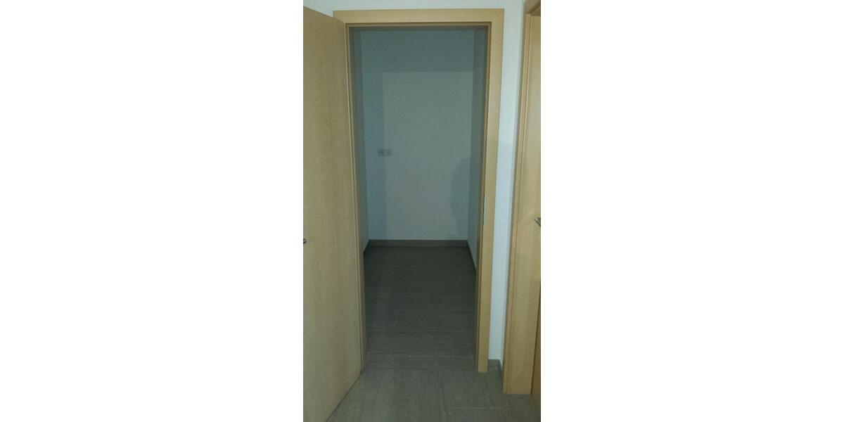 Etagenwohnung Hohenfels - 3 Zimmer, 104 m&sup2;, 1.000&euro; | Angebot:26679271