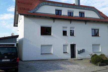 Helle 4-Zimmer-Wohnung mit Terrasse und Gartenanteil