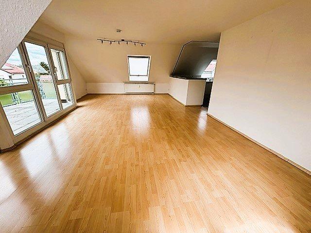 Dachgeschoßwohnung Neckarsulm - 3.5 Zimmer, 101 m&sup2;, 1.040&euro; | Angebot:26631982