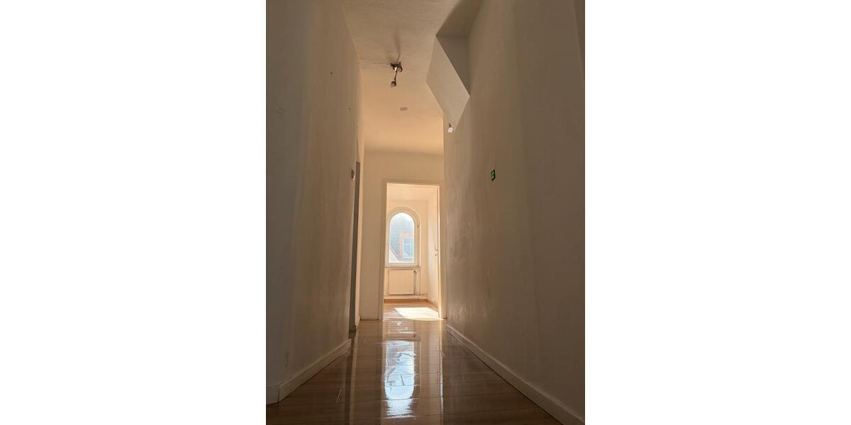 Dachgeschoßwohnung Lüdenscheid - 3 Zimmer, 75 m&sup2;, 530&euro; | Angebot:26070439