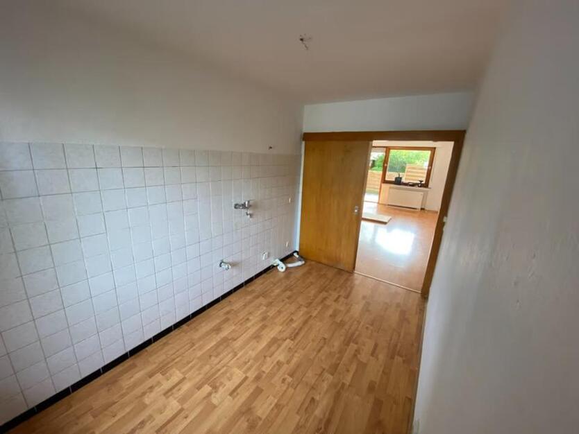 3 Zimmer Wohnung Bad Pyrmont, Garten, Gartenhütte & Abstellräume