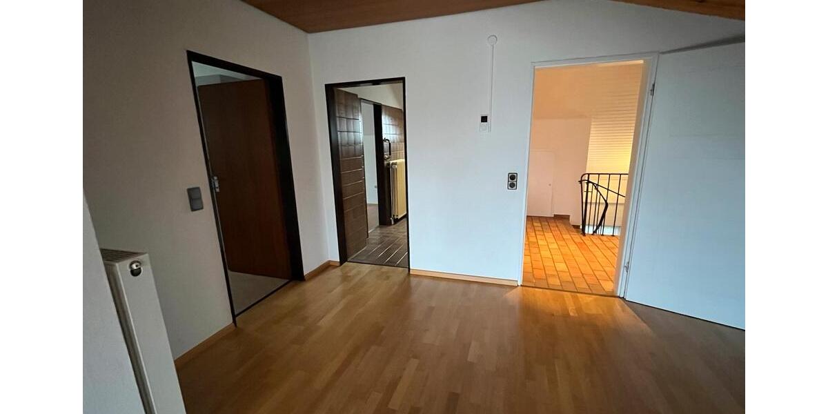 Dachgeschoßwohnung 60 qm Detmold-Diestelbruch 1 zimmer