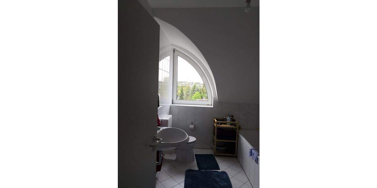 Etagenwohnung Warstein Suttrop - 3 Zimmer, 91 m&sup2;, 660&euro; | Angebot:25745254