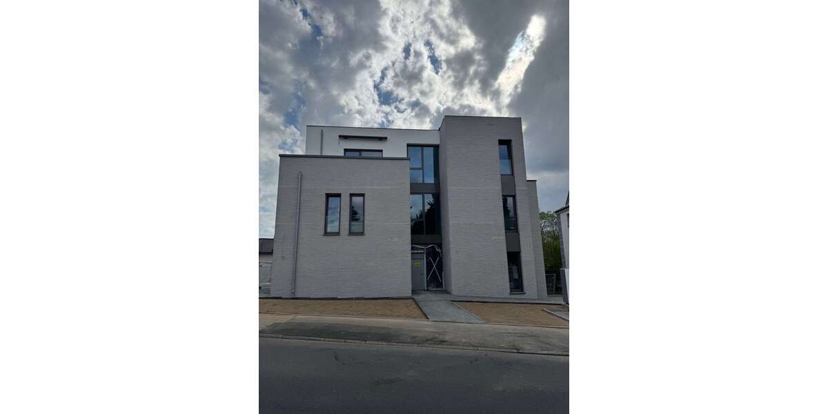 Etagenwohnung Düren Distelrath - 2 Zimmer, 115 m&sup2;, 1.490&euro; | Angebot:26272656