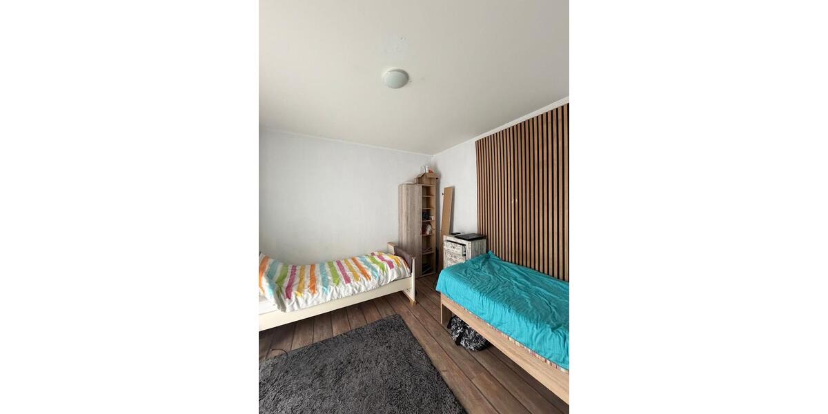 Wohnen auf Zeit Menden (Sauerland) Bösperde - 5 Zimmer, 130 m&sup2;, 22&euro; | Angebot:25937125