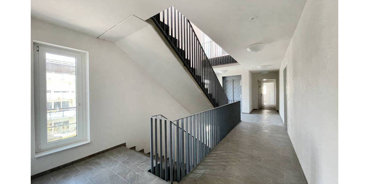 Großzügige 3,5 Zimmer-Wohnung im 1. OG in schöner Wohnlage 3 zimmer