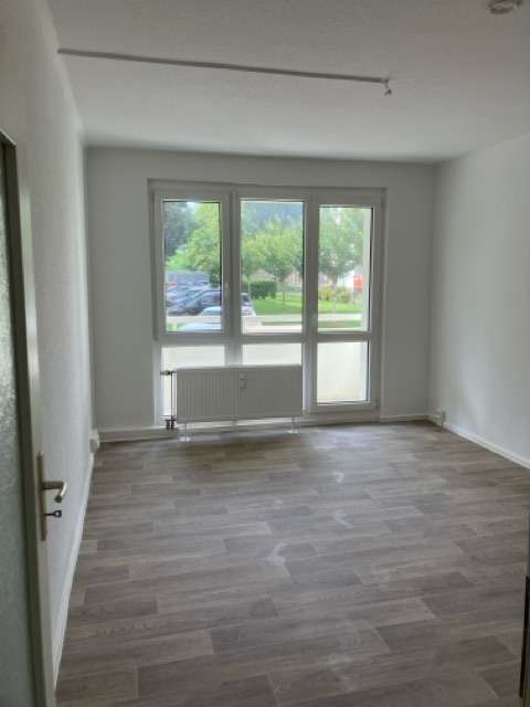 Wohnung zum Mieten in Gera 350 € 58.45 m²