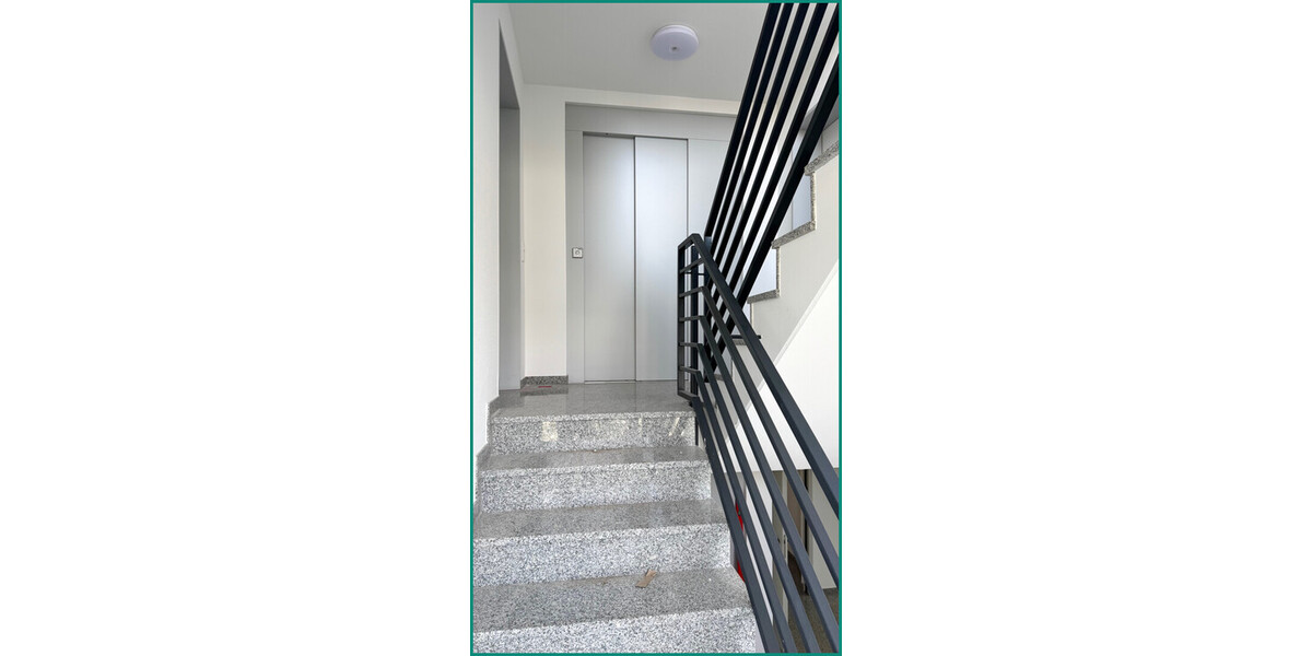 NEUBAU-ERSTBEZUG: MODERNE 3-ZIMMER-WOHNUNG MIT AUFZUG, GROSSEM BALKON UND PKW-STELLPLATZ IN RADEVORM - Etagenwohnung Radevormwald Karthausen | Angebot:26178560