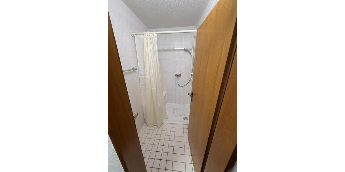 Wohnen auf Zeit Waldshut-Tiengen Tiengen - 1 Zimmer, 225 m&sup2;, 560&euro; | Angebot:22626487