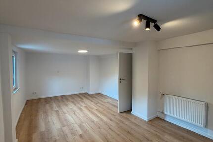 Haus Daaden - 3 Zimmer, 75 m&sup2;, 950&euro; | Angebot:27677566