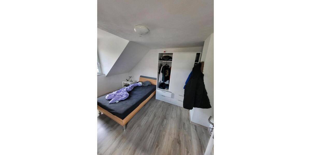 Dachgeschoßwohnung Sulzbach (Saar) - 1 Zimmer, 40 m&sup2;, 650&euro; | Angebot:24354319