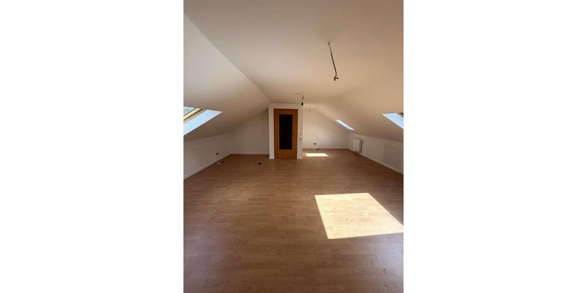 Reihenhaus Meerbusch Kierst - 5 Zimmer, 135 m&sup2;, 1.810&euro; | Angebot:25223883