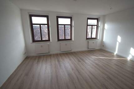 Wohnung Altenburg Südost - 2 Zimmer, 64 m&sup2;, 384&euro; | Angebot:25997777