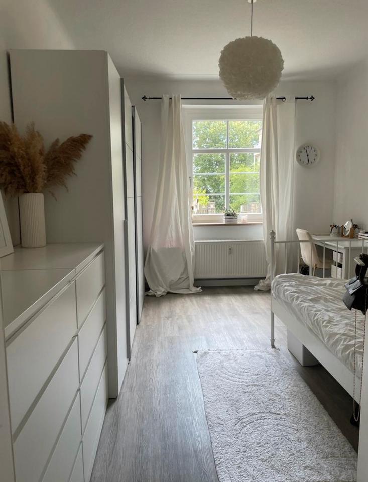 Möbilierte 2 Raum Wohnung in Dresden Reick zur Untermiete