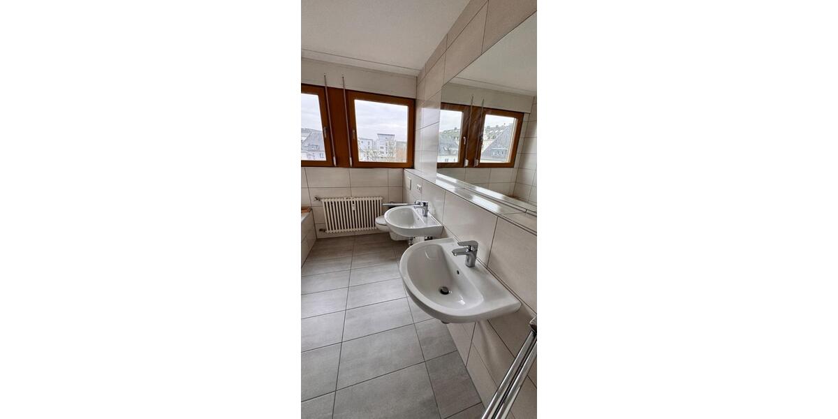 Etagenwohnung Schwalbach - 3.5 Zimmer, 82 m&sup2;, 800&euro; | Angebot:25124936