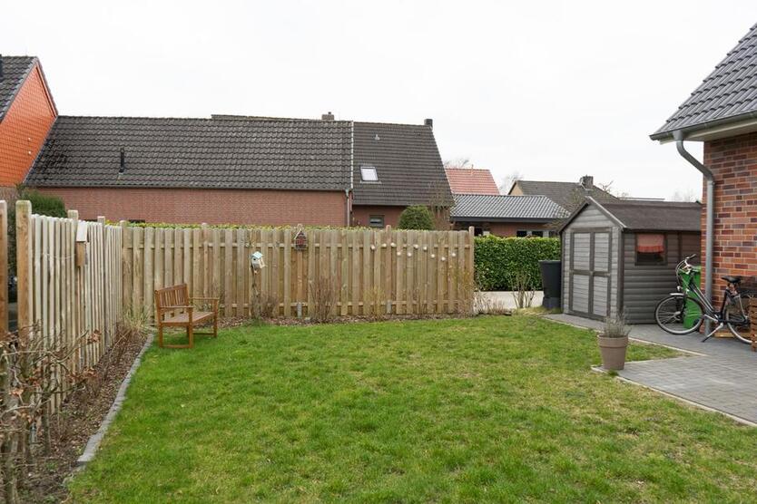 DHH in ruhiger Lage und in hochwertiger Ausstattung z. 01.02.2026 zimmer