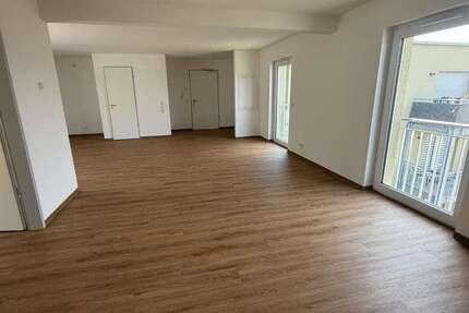 Wohnung zum Mieten in Homburg 990 € 82.29 m²