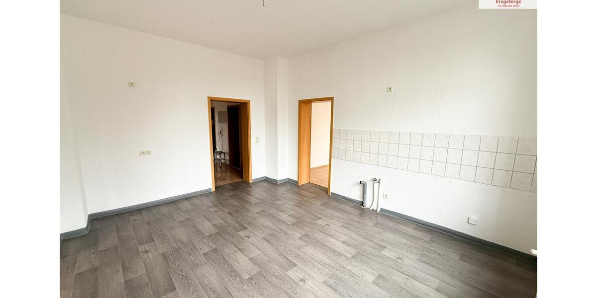 Erdgeschoßwohnung Annaberg-Buchholz Buchholz - 3 Zimmer, 93 m&sup2;, 649&euro; | Angebot:26443787