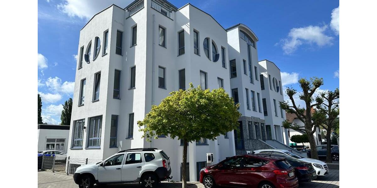 Coworking-Arbeitsplätze im Gemeinschaftsbüro zimmer