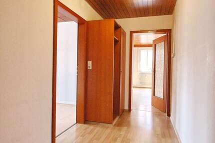 Wohnung Calw - 3 Zimmer, 83 m&sup2;, 750&euro; | Angebot:27091151