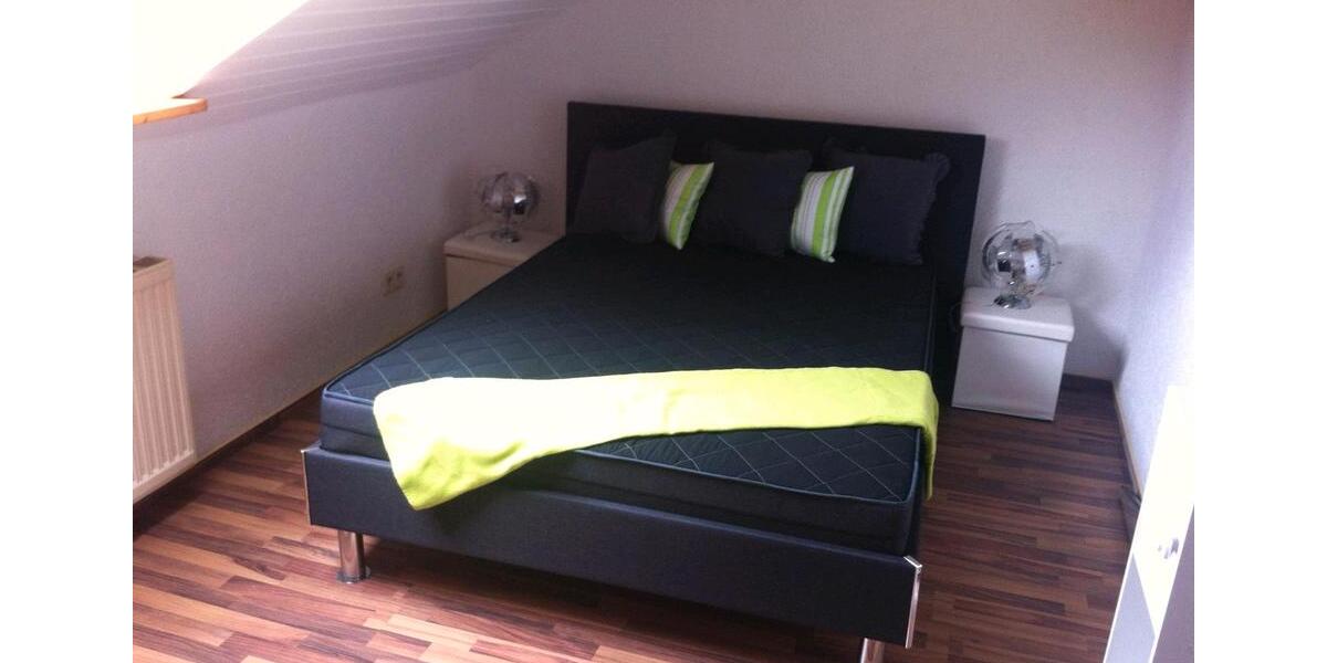 Dachgeschoßwohnung Fußgönheim - 1 Zimmer, 55 m&sup2;, 600&euro; | Angebot:24382502