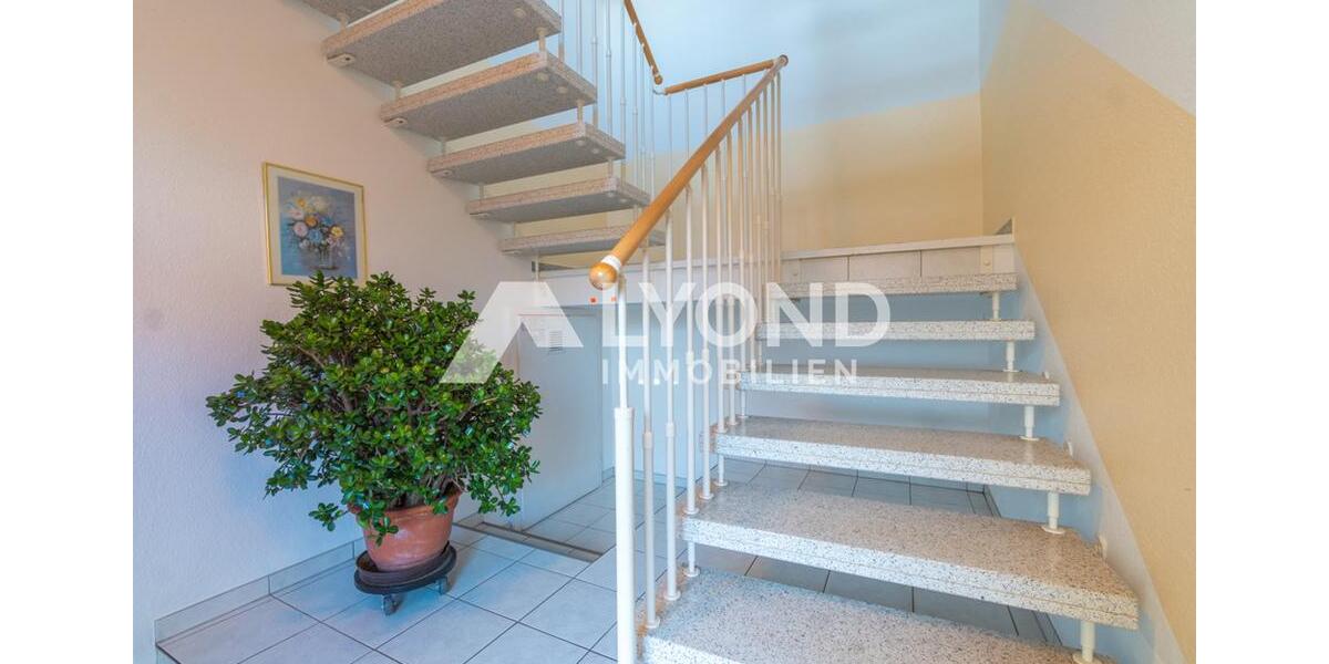 Dachgeschoßwohnung Ballenstedt - 3 Zimmer, 74 m&sup2;, 435&euro; | Angebot:25869817