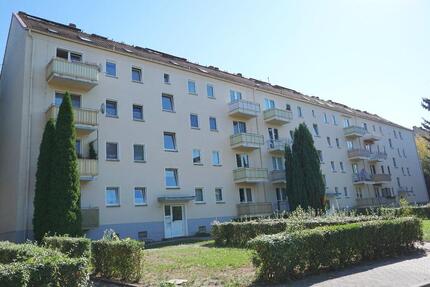 Helle 3-Zimmer-Wohnung mit Balkon in Löderburg 3 zimmer