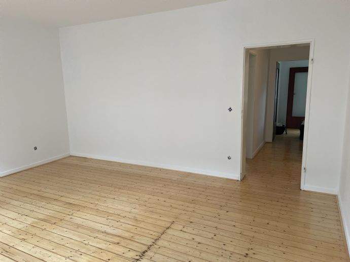 Etagenwohnung Duisburg Neudorf-Süd - 2 Zimmer, 53 m&sup2;, 390&euro; | Angebot:26712682