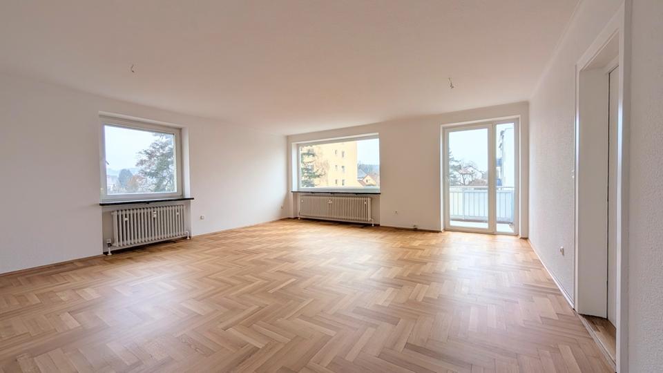 Etagenwohnung Bayreuth Altstadt - 3 Zimmer, 100 m&sup2;, 1.050&euro; | Angebot:26265591