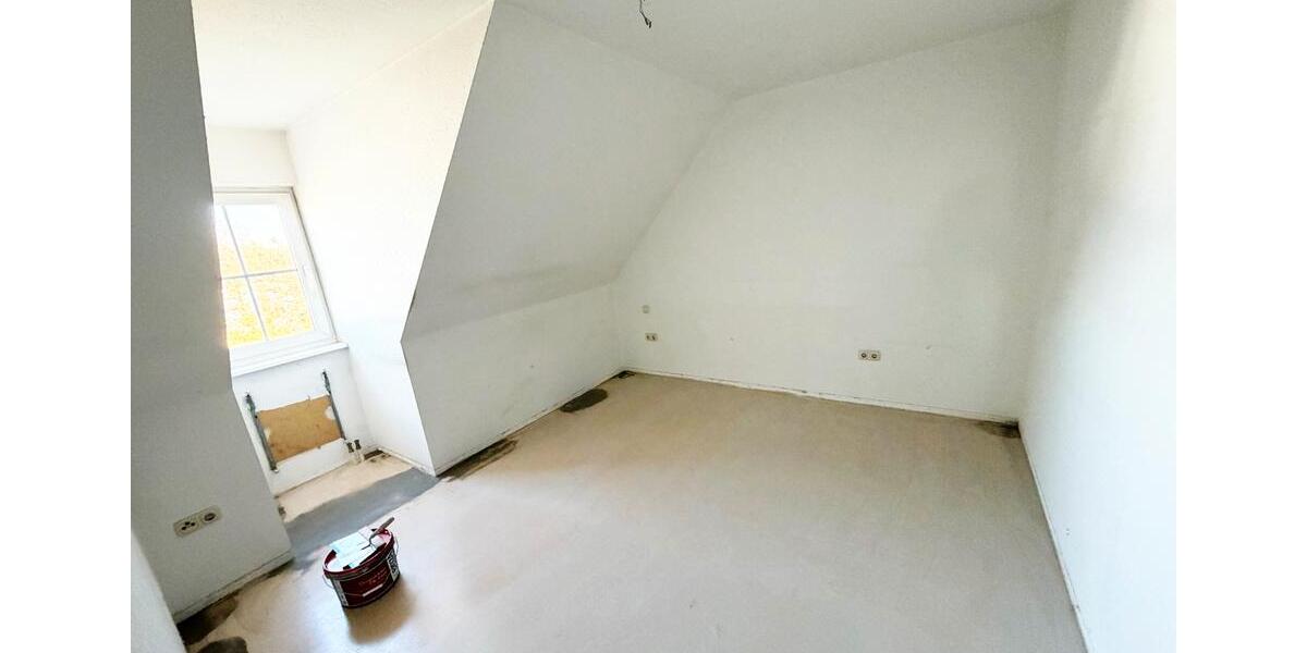Dachgeschoßwohnung Bad Langensalza - 2 Zimmer, 64 m&sup2;, 450&euro; | Angebot:27629033