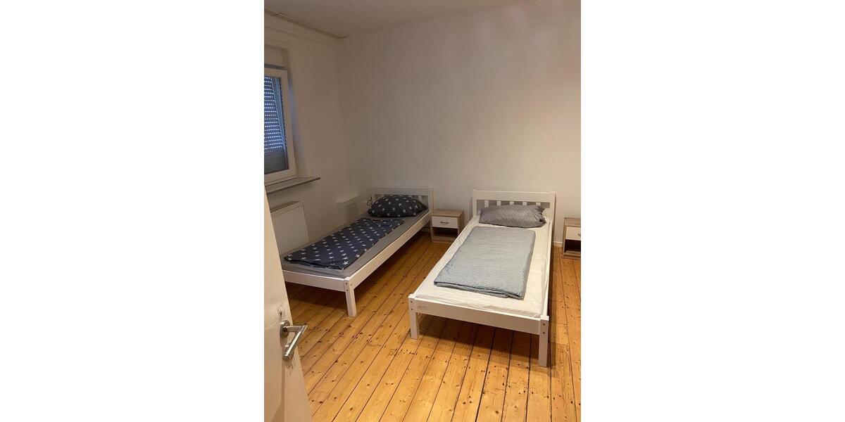 Reihenhaus Rosdorf - 7 Zimmer, 180 m&sup2;, 1.800&euro; | Angebot:25960684
